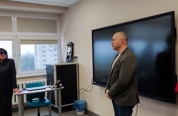 J. Vareikio progimnazijoje iškilmingai atidaryta IT ir robotikos STEAM laboratorija