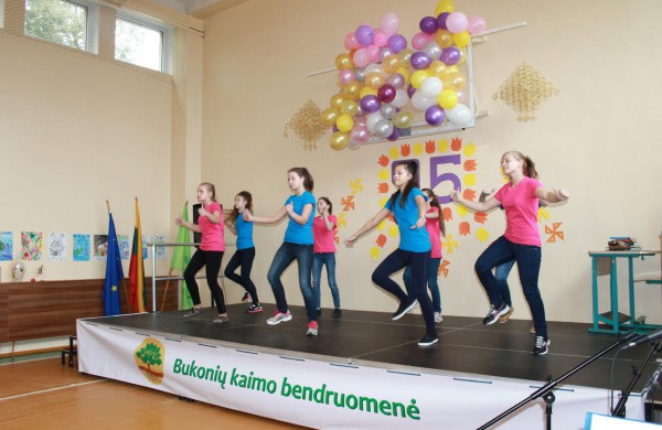 Bukonių mokyklai – 95 metai