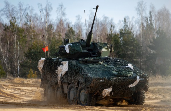 Baigėsi pratybos „Aršus Vilkas 24/1“: įspūdingą gynybos operaciją stebėjo ir Kuigalių miestelio gyventojai