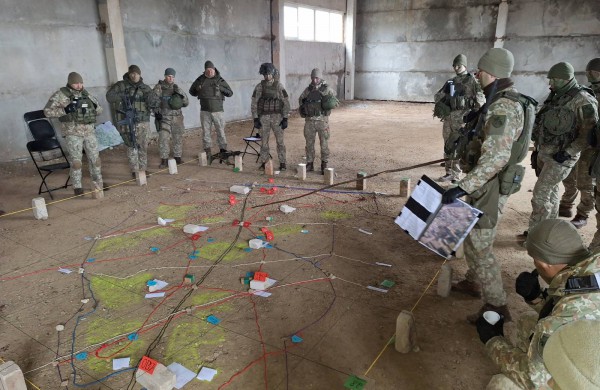 Baigėsi pratybos „Aršus Vilkas 24/1“: įspūdingą gynybos operaciją stebėjo ir Kuigalių miestelio gyventojai