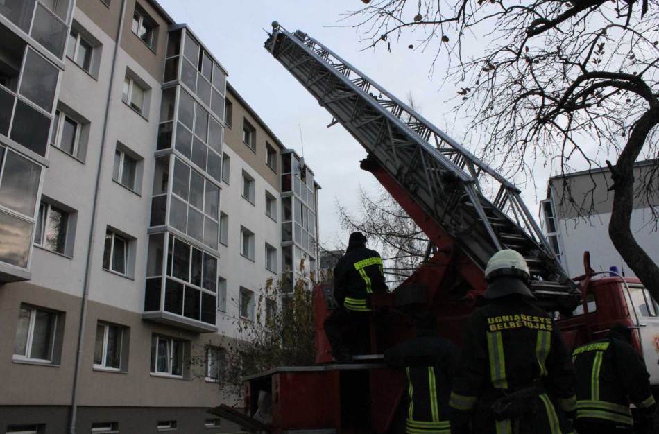 Bus nupirkta 200 autonominių dūmų jutiklių