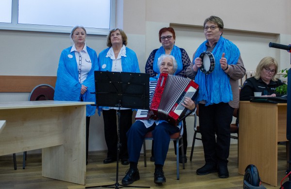 Senjorų ture varžėsi šešios komandos 