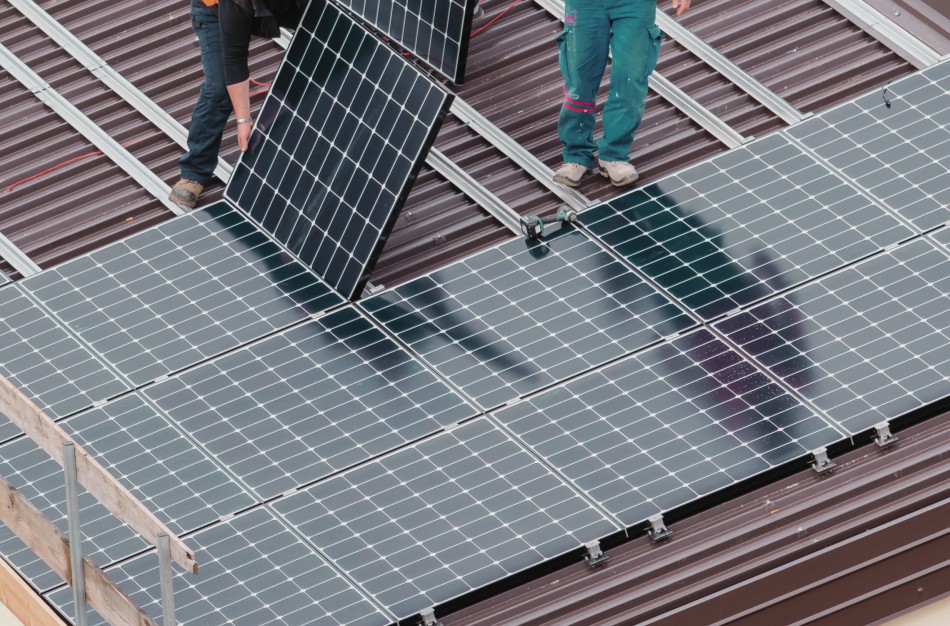Energetikos ministerija: nepriklausomi tiekėjai negali diskriminuoti gaminančių vartotojų