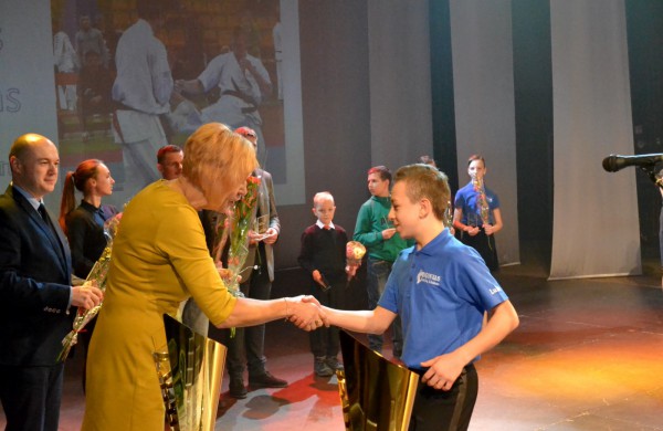 Geriausi sportininkai apdovanojimų žengė raudonuoju kilimu...