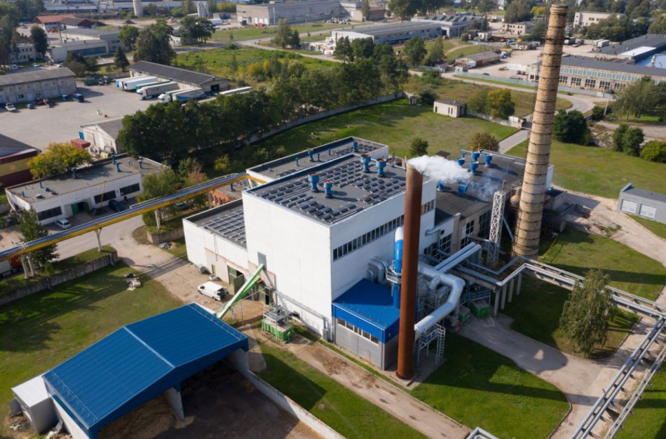Teigiama lauko oro temperatūra mažino šilumos vartojimą