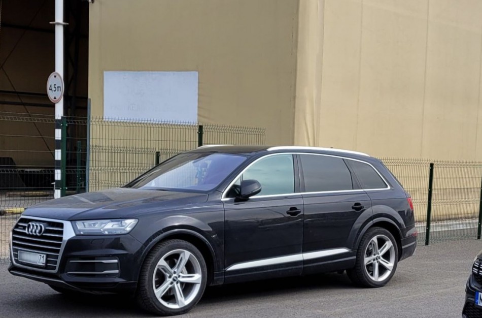 Muitinės pareigūnai sulaikė pirmąjį automobilį su rusiškais registracijos numeriais