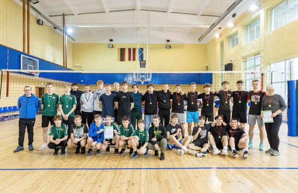 Sužaistos Jonavos r. Mokyklų žaidynių tinklinio varžybos