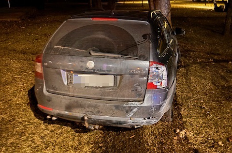 Automobilį pavogęs ir numerius persukęs vyras iš Jonavos neišvažiavo