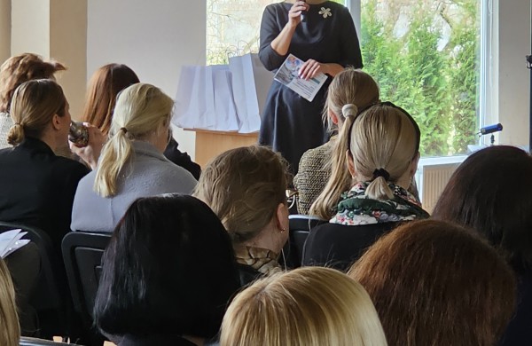 Įgyvendindami įtraukųjį ugdymą visi šypsomės ta pačia kalba 