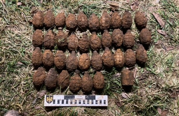 Daugėja pranešimų apie gyventojų rastus sprogmenis