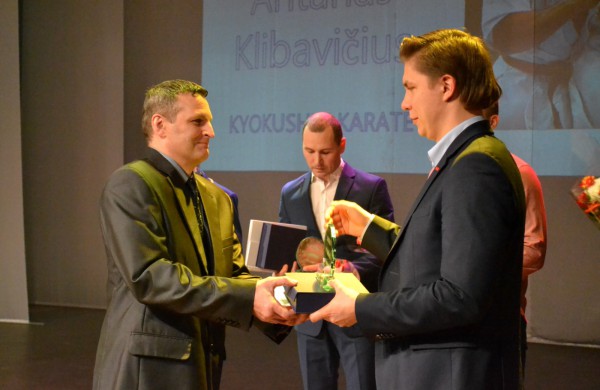 Geriausi sportininkai apdovanojimų žengė raudonuoju kilimu...