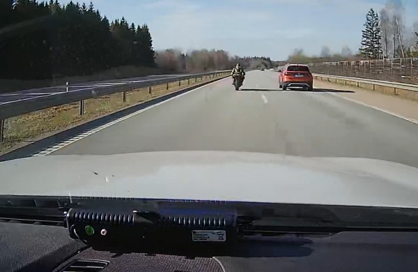 Nuo adrenalino iki konfiskacijos: Motociklininko nuotykiai kelyje