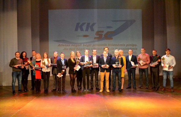 Geriausi sportininkai apdovanojimų žengė raudonuoju kilimu...