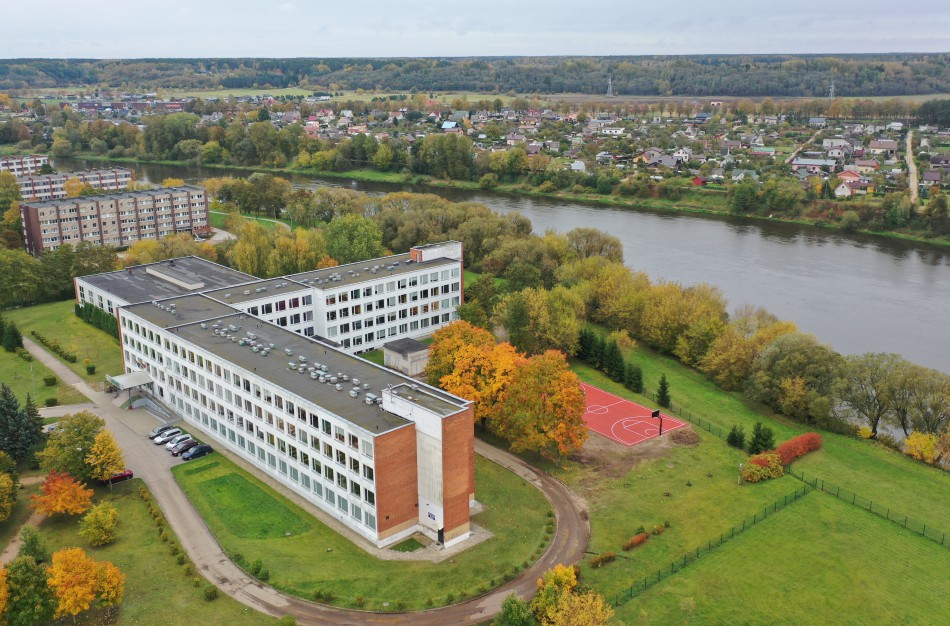 Skelbiamas Jonavos „Neries“ pagrindinės mokyklos valgyklos patalpų nuomos konkursas