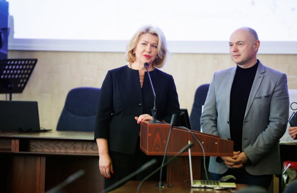 Kultūros dienos proga pasveikino Jonavos kultūros darbuotojus