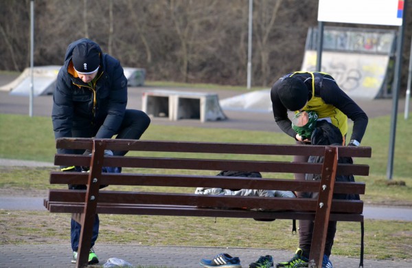 Bėgikų sezonas Jonavoje prasidėjo žiemos varžybomis