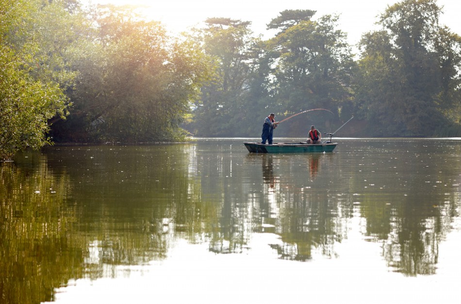 Nuo pirmadienio – draudimas žvejoti karšius Nemuno deltos regioninio parko vandens telkiniuose