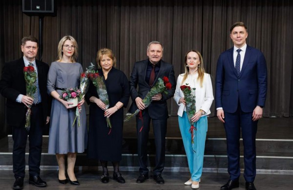 Savivaldybės vadovai pasveikino Jonavos rajono medicinos darbuotojus