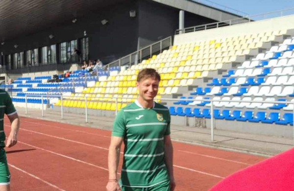 Jonavos „KLEVAS“ veteranų futbolo komandos (40+ ir 60+) sėkmingai startavo 2024 m. Lietuvos pirmenybėse