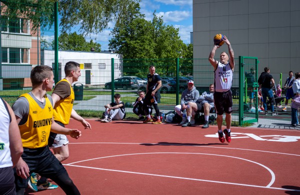 Jonavos rajono seniūnijų komandos susitiko krepšinio 3X3 varžybose  
