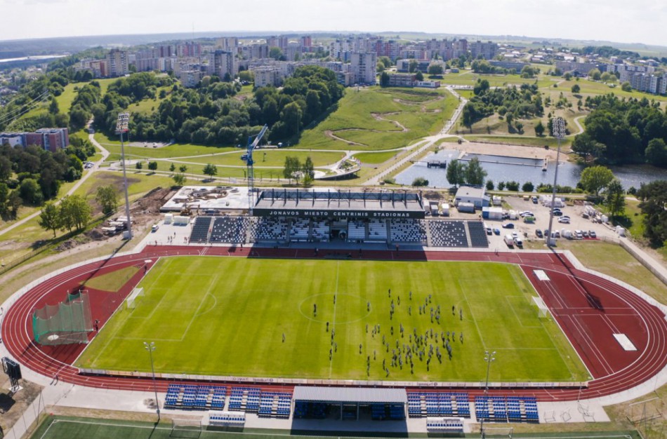 FK „Jonava“ rungtynės grįžta į natūralios dangos stadioną 
