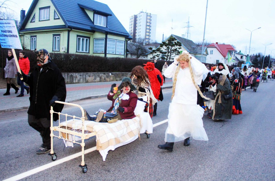 Užgavėnių eisenoje dalyvavo 203 persirengėliai 