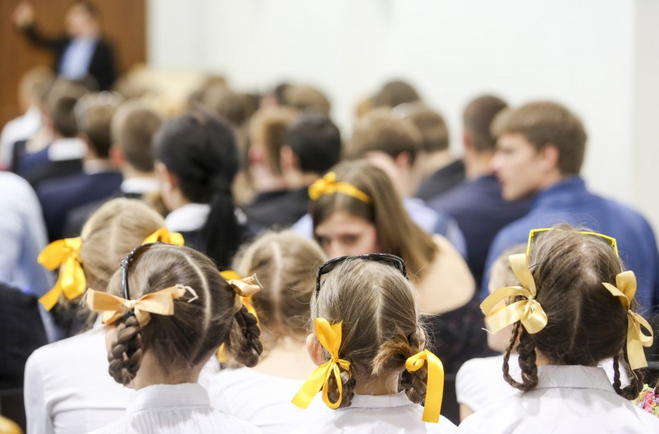 Mokyklose prasideda paskutinio skambučio šventės