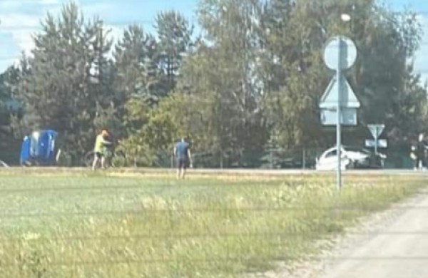 Po automobilių susidūrimo nepilnametė keleivė išvežta į gydymo įstaigą