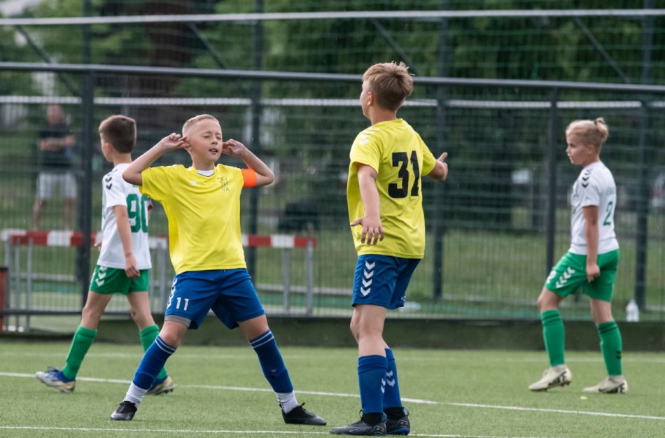 Net trys Jonavos futbolo akademijos komandos dalyvavo tarptautiniame futbolo turnyre Kaune