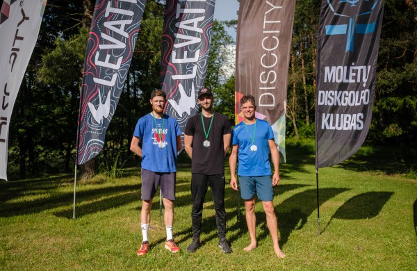 Jonavietė triumfuoja diskgolfo taurės etape: pirmoji šių metų pergalė