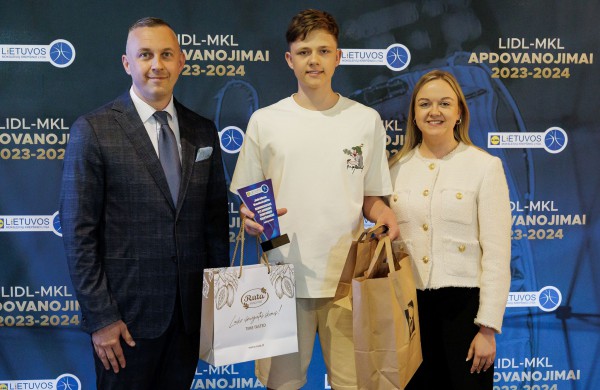 Moksleivių krepšinio lygos šventėje: jaunieji talentai ir jonaviečių šuolis reitinge