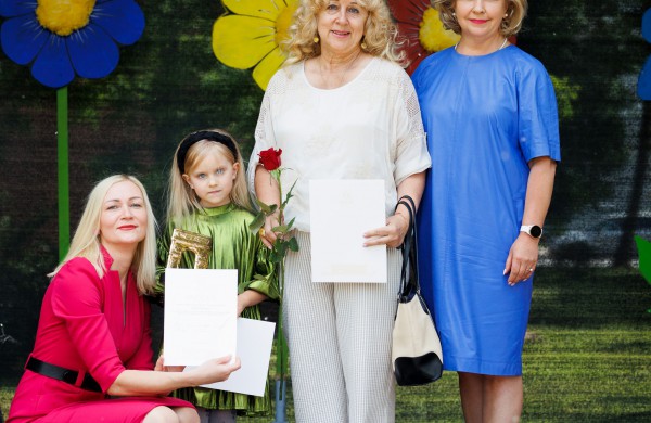 Gabiausi rajono vaikai apdovanoti ,,Triumfo arkomis”