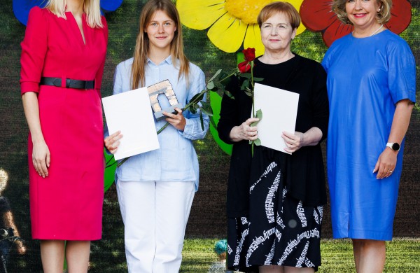 Gabiausi rajono vaikai apdovanoti ,,Triumfo arkomis”