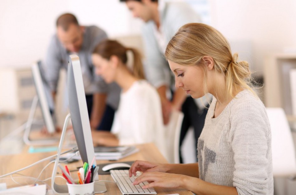 ,,Auksinis laikas” ieškantiems darbo – skelbiama apie 17,5 tūkst. laisvų darbo vietų