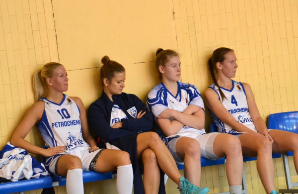 Įsibėgėjusios Jonavos krepšininkės patiesė ir studentes