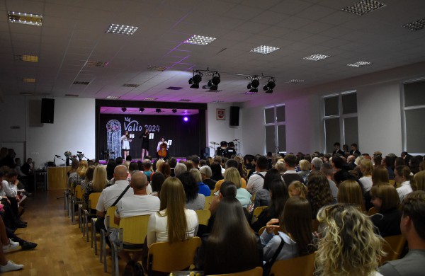 Senamiesčio gimnazijoje praūžė ,,Valio 2024" apdovanojimai