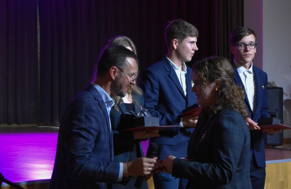 Senamiesčio gimnazijoje praūžė ,,Valio 2024" apdovanojimai