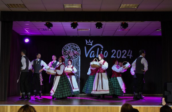 Senamiesčio gimnazijoje praūžė ,,Valio 2024" apdovanojimai