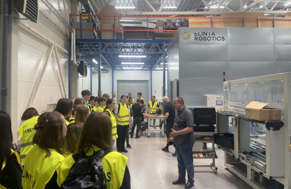 Patyriminis ugdymas Jonavos Jeronimo Ralio gimnazijoje