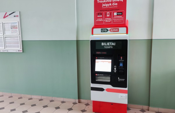 Jonavos geležinkelio stotyje pradėjo veikti „LTG Link“ BILIETOMATAS