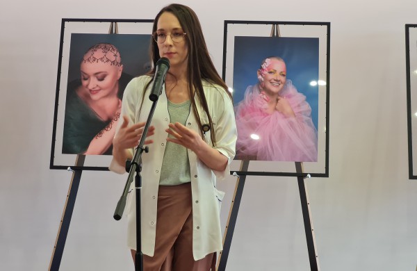 Plika galva įgauna daugiau prasmių: ir be plaukų galime būti gražios