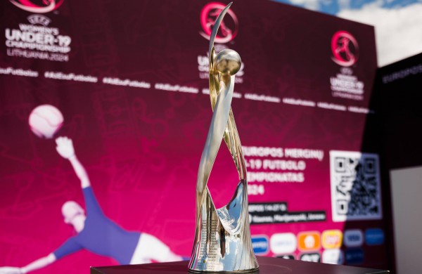 Jonava pasitinka Europos merginų futbolo čempionatą