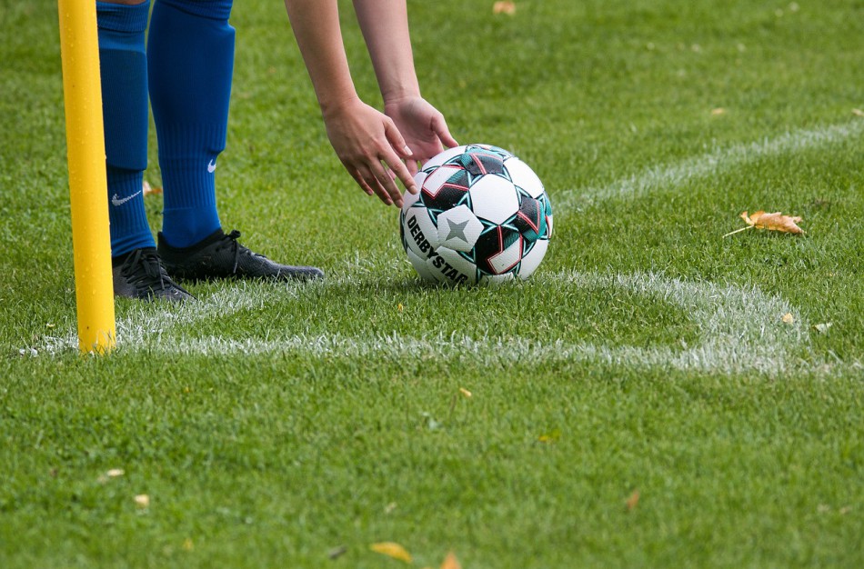 Ilgąjį savaitgalį - dramos Europos futbolo čempionate