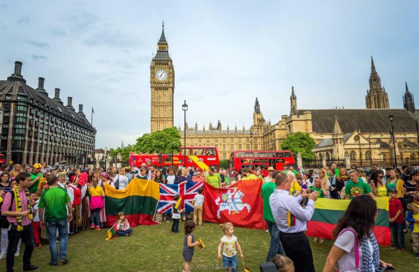 Jubiliejinė „Tautiška giesmė aplink pasaulį“ Lietuvoje taps Dainų dienos akcentu