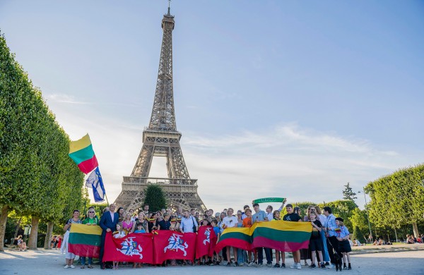 Jubiliejinė „Tautiška giesmė aplink pasaulį“ Lietuvoje taps Dainų dienos akcentu