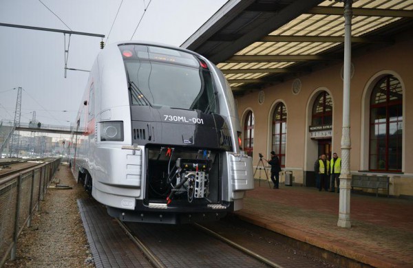 Tarp Vilniaus ir Klaipėdos veš nauji traukiniai