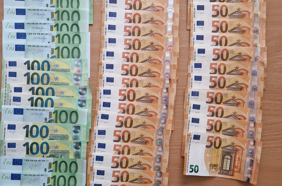 Muitinės poste sučiuptas Rusijos Federacijos pilietis su pinigų kontrabanda