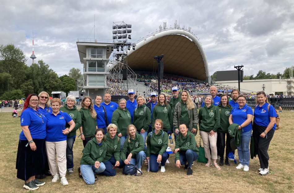 Vingio parke Valstybės dieną - Dainų šventės finalas su chorais iš Jonavos