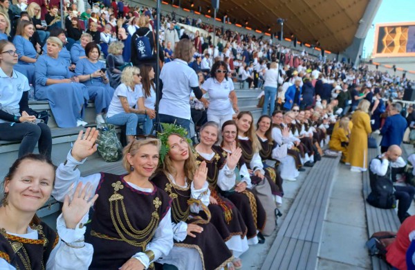 Vingio parke Valstybės dieną - Dainų šventės finalas su chorais iš Jonavos