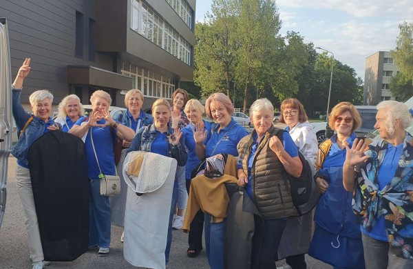 Vingio parke Valstybės dieną - Dainų šventės finalas su chorais iš Jonavos